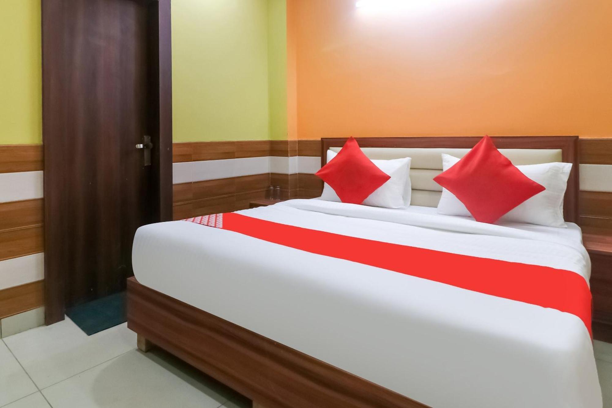Hotel O Mayur Plaza Delhi  Exterior photo
